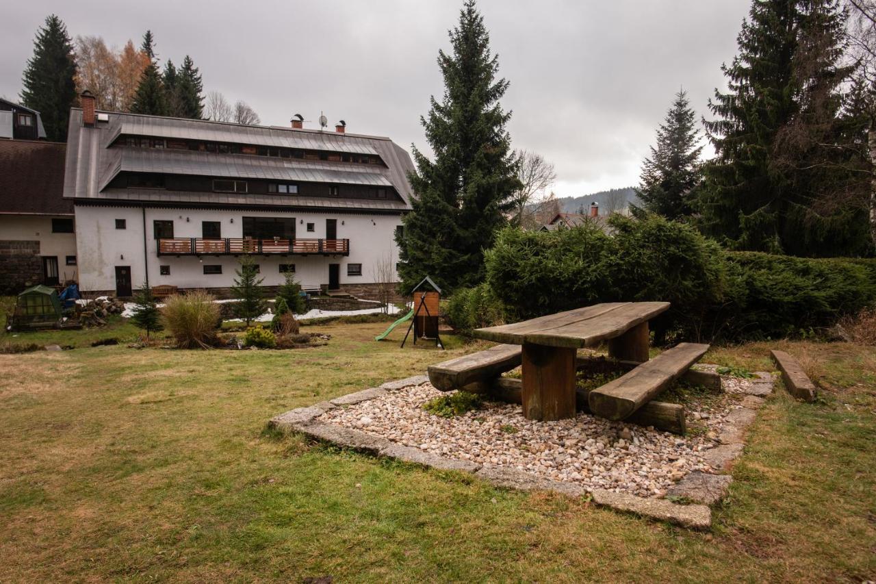Pension Styl Бедржихов Экстерьер фото